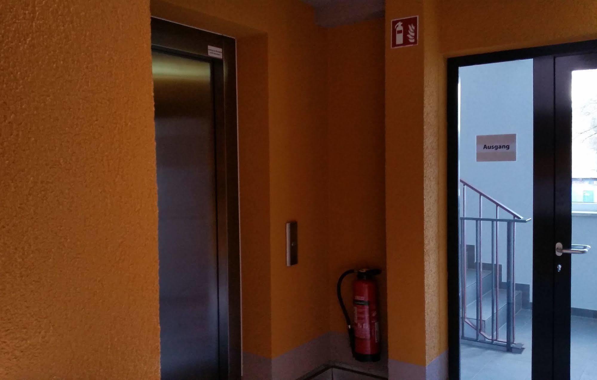Schaefer Boardinghouse Apart otel Gröbenzell Dış mekan fotoğraf